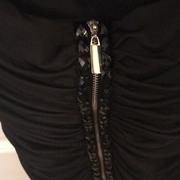 Black snow coming dress - Picture 3 of 3